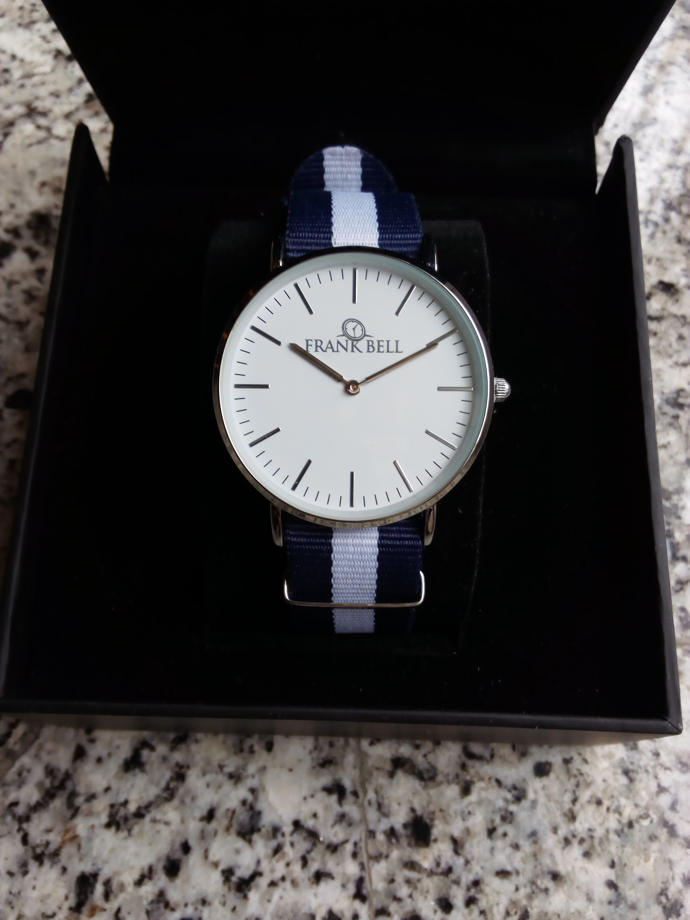 Reloj con cenizas de frankbell