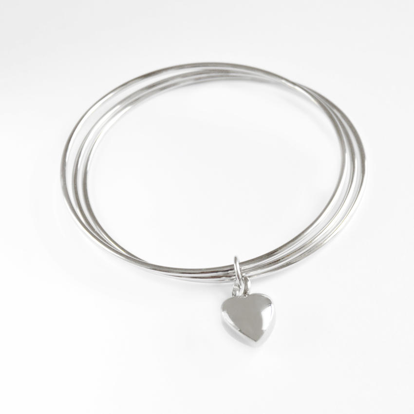 Pulsera con cenizas de seres queridos.