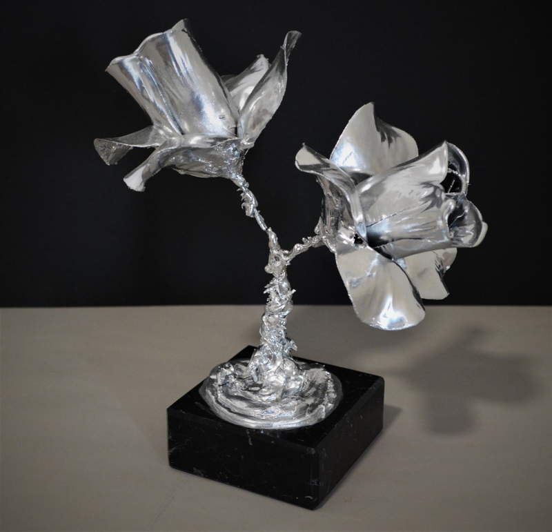 urna para cenizas dos flores plata
